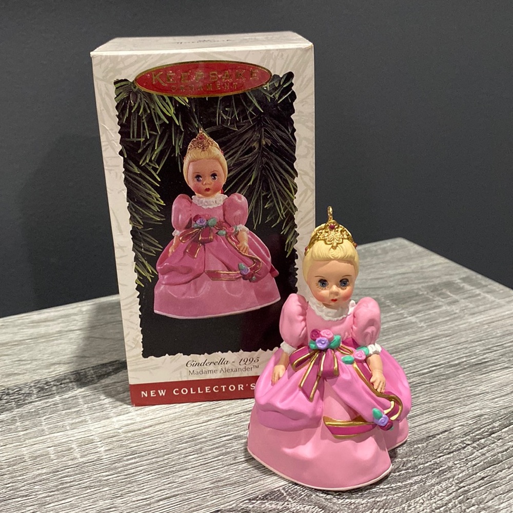 Hallmark | Madame Alexander: Cinderella - Keepsake Ornament